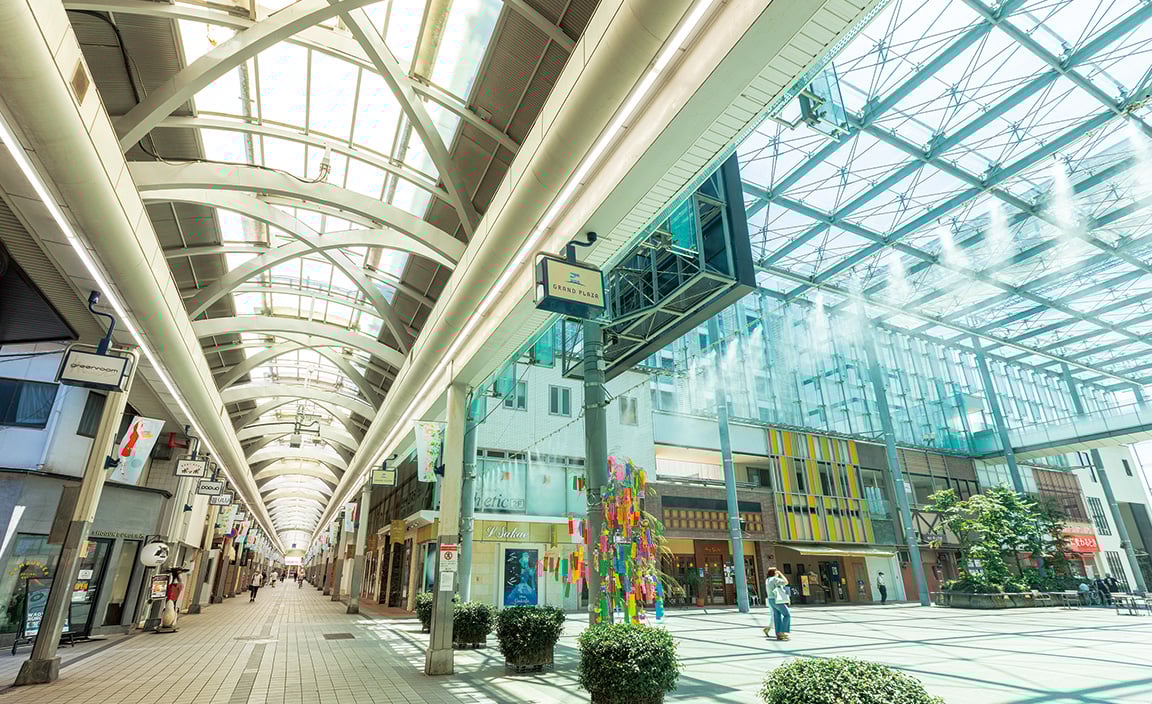 総曲輪通り商店街／徒歩9分（約660m）