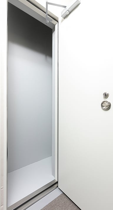 玄関横 宅配ボックス