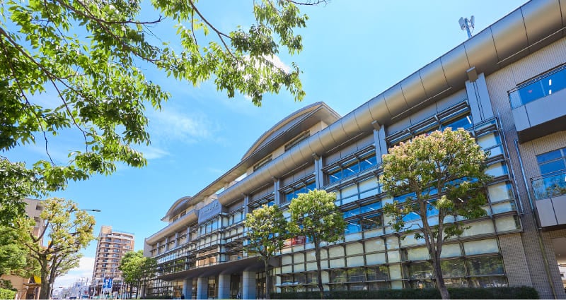 江戸川区立中央図書館