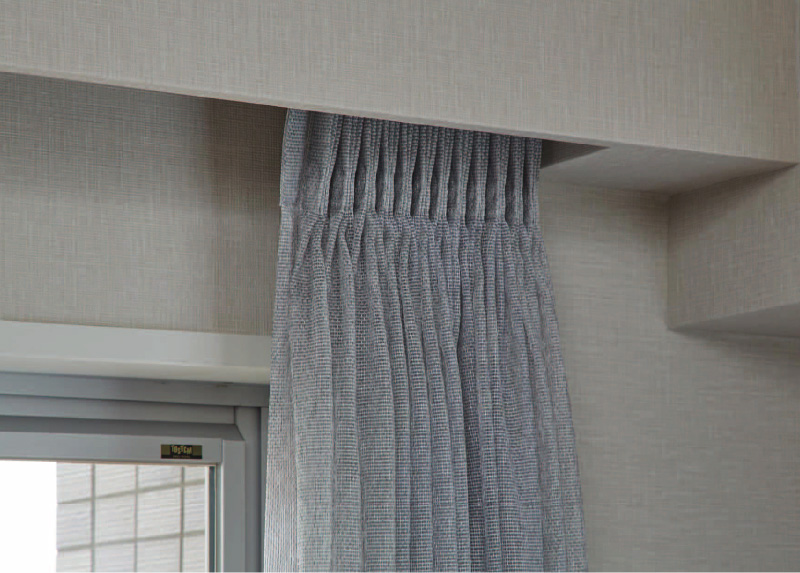 カーテンボックス