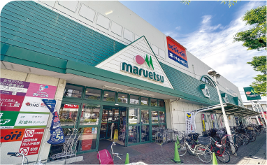 マルエツ 東川口店（徒歩11分／約880m）
                            □ 営業時間／24時間 （2F：10：00～21：00）