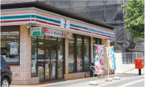 セブン-イレブン東川口駅南口
                                （徒歩5分／約350m）
                                □ 営業時間／24時間
