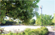 戸塚下台公園
                                （徒歩9分／約690m）