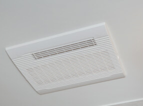 浴室換気暖房乾燥機（電気式）