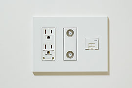 マルチメディアコンセント