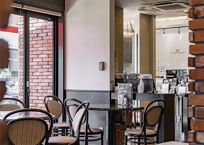 Le cafe Andoll