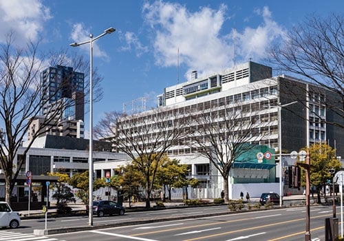 仙台市役所(徒歩9分)