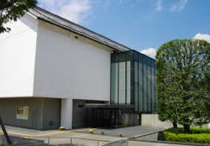 川越市立美術館