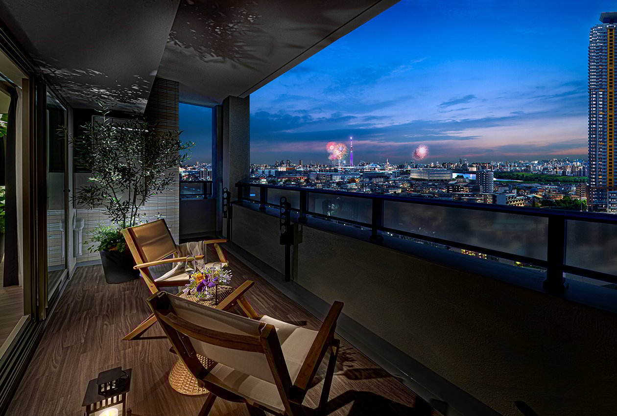 BALCONY