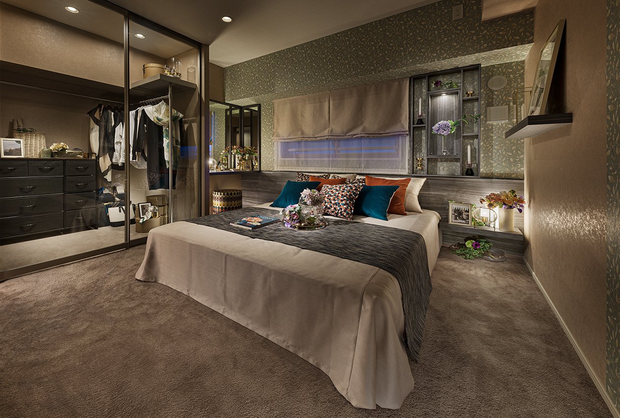 MASTER BED ROOM