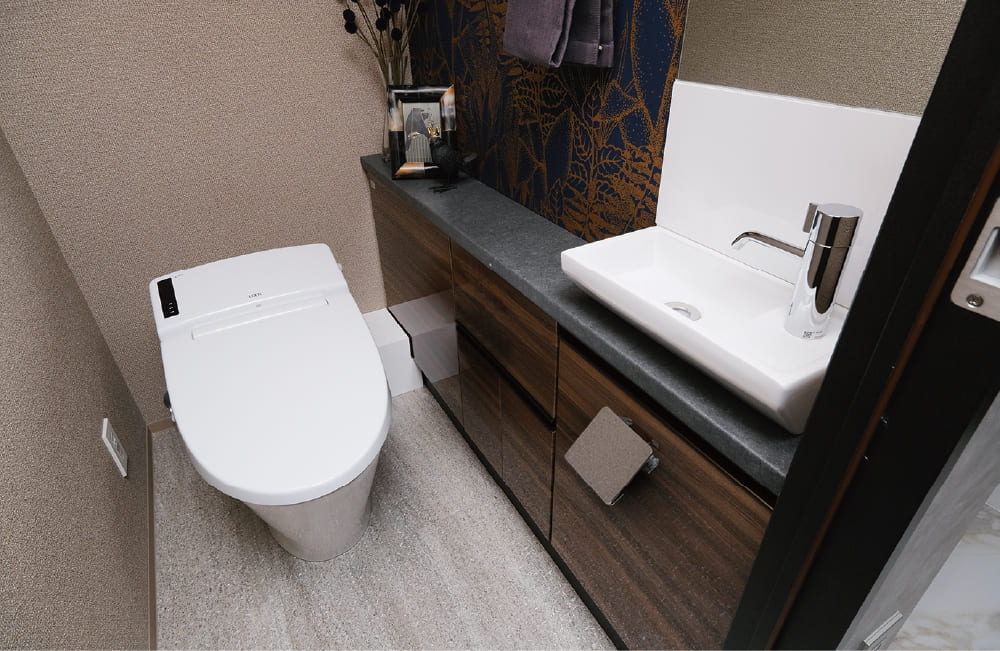 トイレ手洗いカウンター