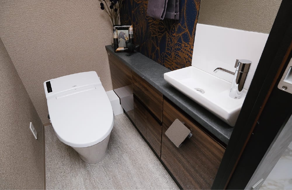 トイレ手洗いカウンター