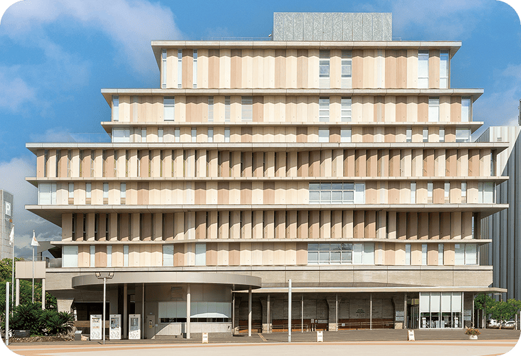 オーテピア高知図書館_徒歩13分（約990m）