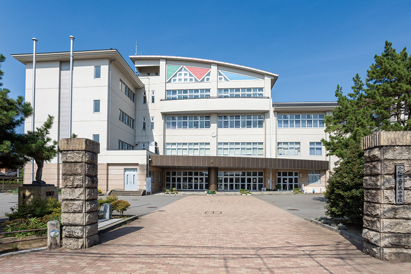 小松市立芦城中学校（徒歩0分_約000m）