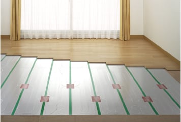 ガス温水床暖房