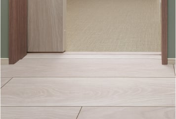 フラットフロア