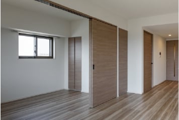 天井吊引戸