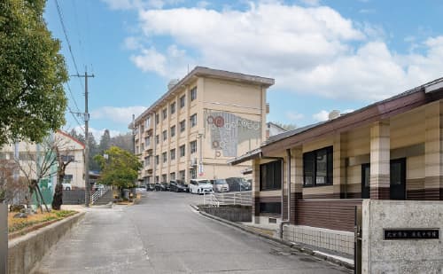 市立滝尾中学校