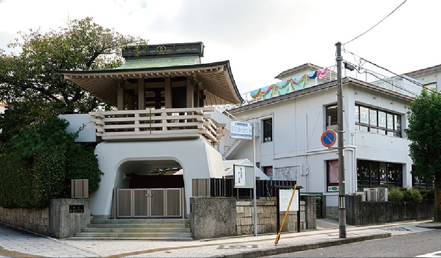 私立徳山中央保育園（徒歩5分／約380m）