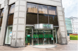 富山第一銀行ニューセンター支店（徒歩9分／約680m）