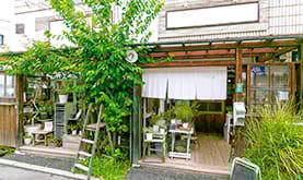 花とカフェ ラムズイヤー