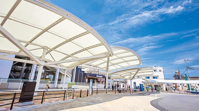 鶴瀬駅東口