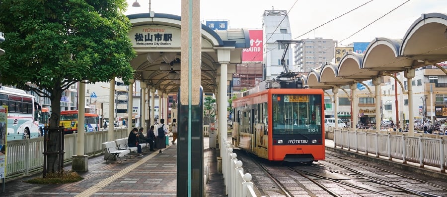 伊予鉄道「松山市」駅 徒歩10分（約740m）