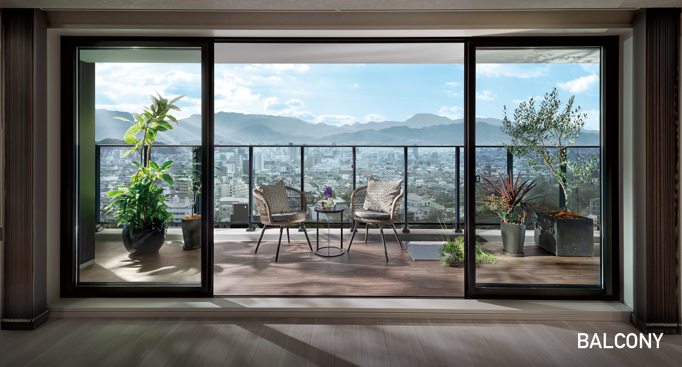 BALCONY