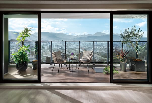 BALCONY