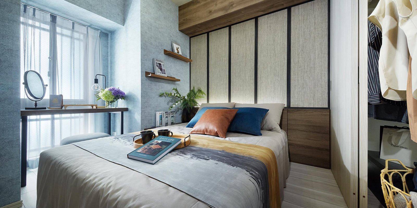 MASTER BEDROOM