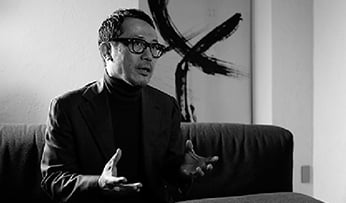 株式会社ウイ・アンド・エフ ヴィジョン アーキテクトデザイナー / 一級建築士 吉崎 博