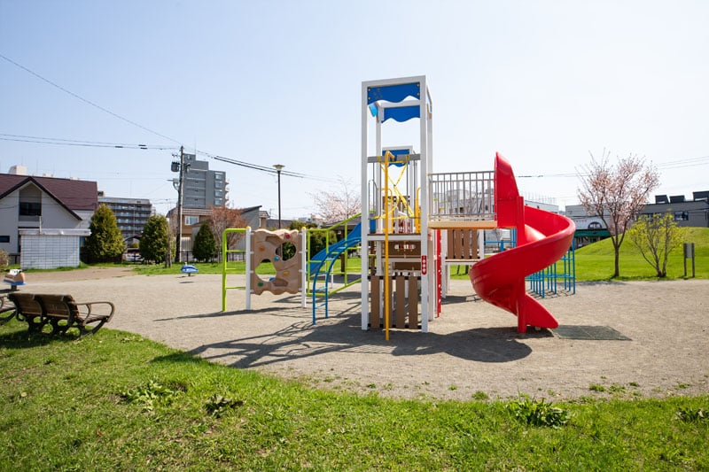 こだま公園（徒歩7分・約490m）