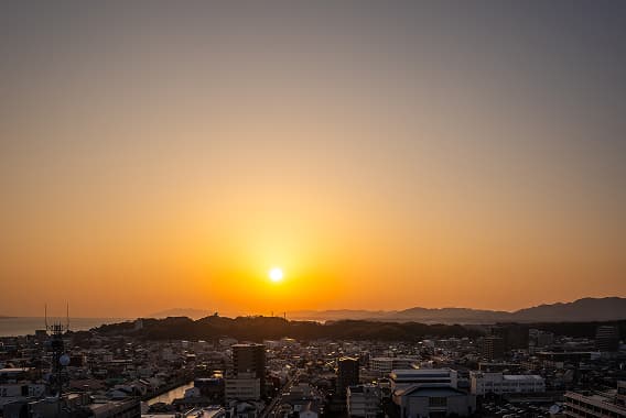 夕日