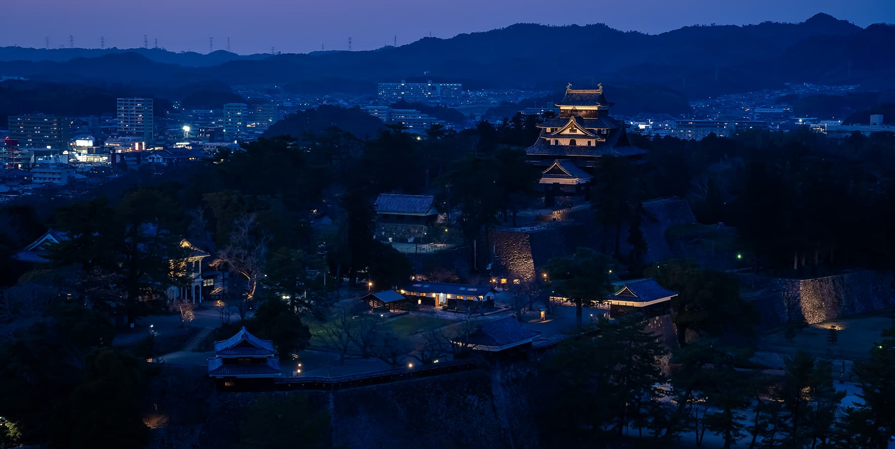 松江城（夜景）